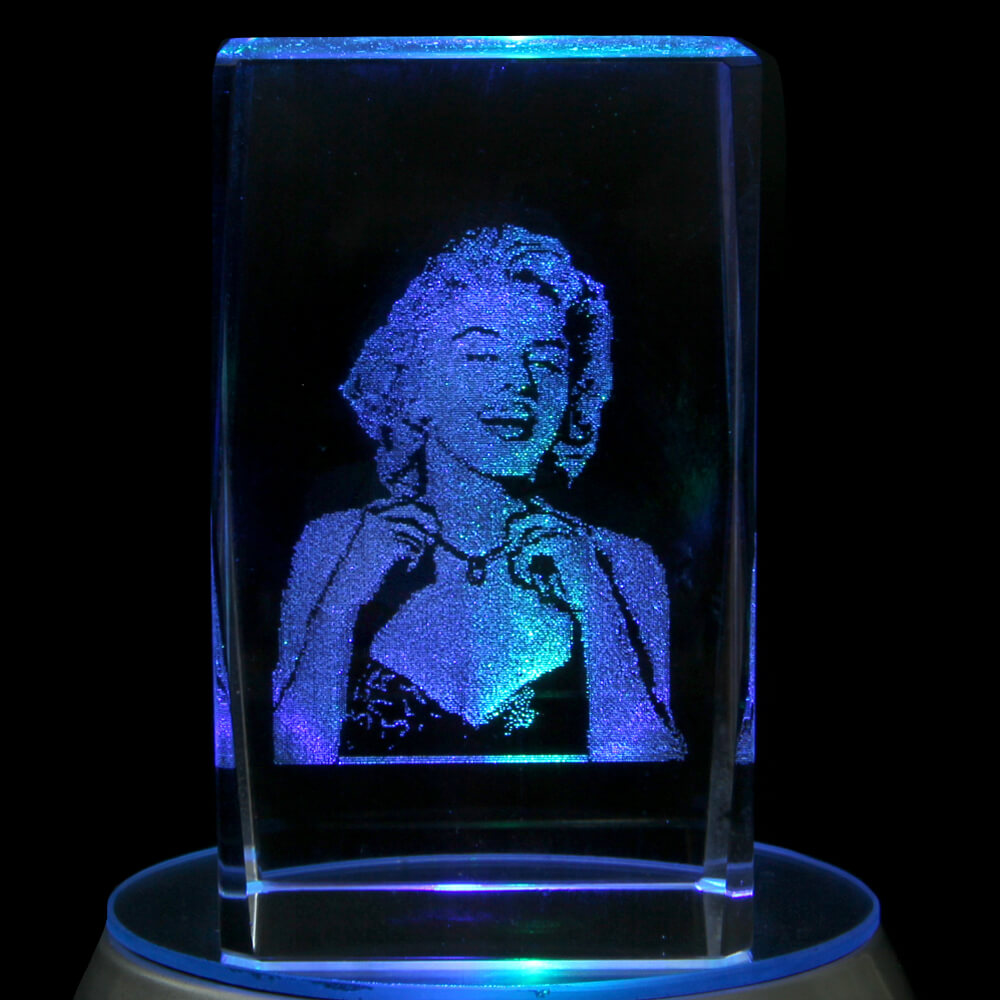 KQ-097 Kristall Quader Motiv: Marilyn Farbe: klar