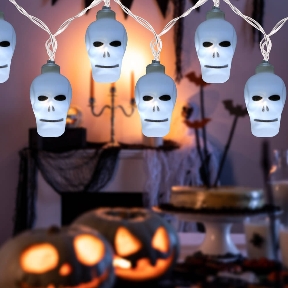 Halloween Deko LED Lichterkette mit Totenkopf